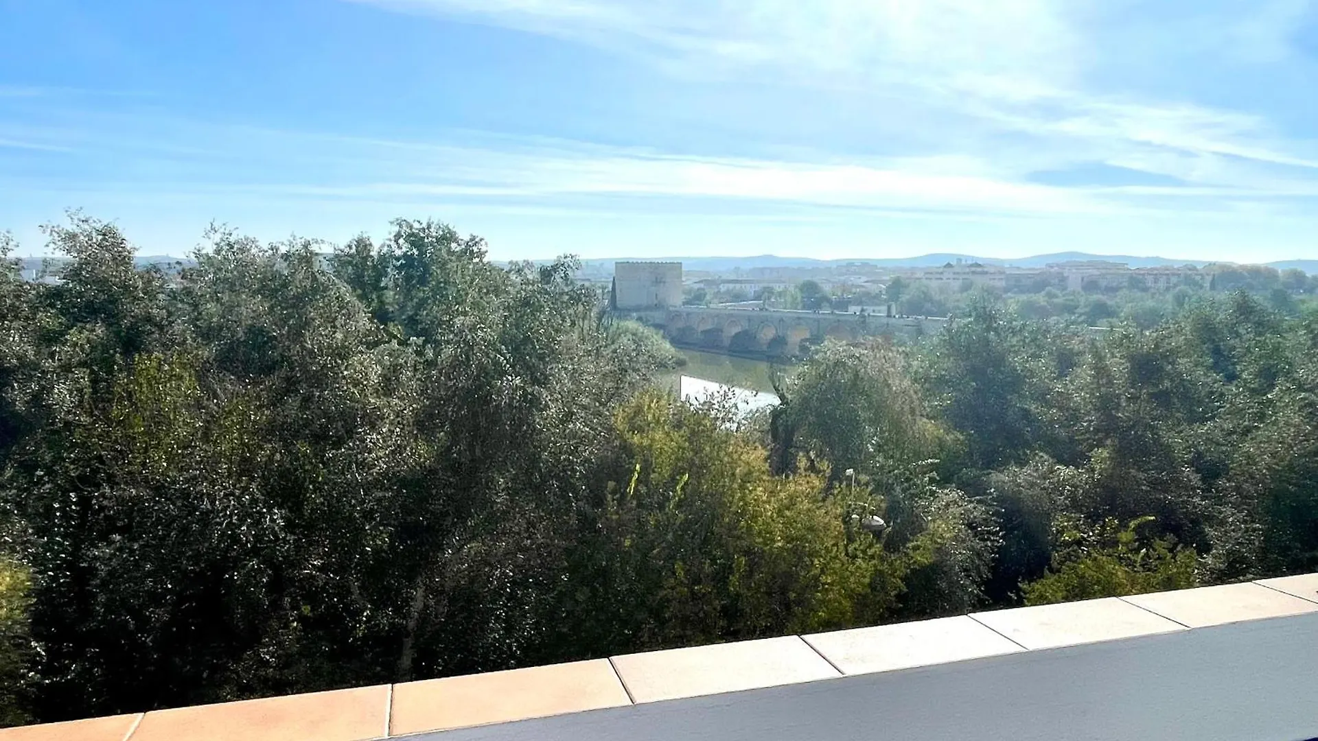 El Balcon Del Puente Romano Con Parking Gratis Cordoba